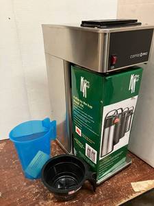Pourover Coffee Maker and Airpot