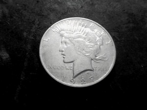 lot 35 image: 1927 D Peace Dollar