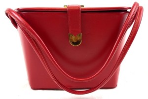 lot 34 image: Theodore California Red Leather Mini Box Handbag & Mirror Interior