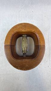 lot 15 image: Antique Wooden Hat Stretcher & Millinery Tool, Size 6 34
