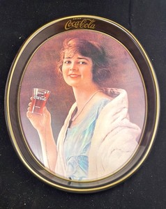 lot 20P image: Coca-Cola Round Tin Tray Ad Sign With Vintage Artwork