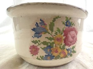 lot 21 image: Bakelite Vase & Floral Needlepoint Pattern Made in USA