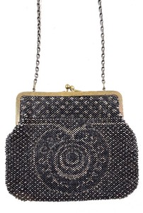 lot 45 image: Antique Beaded Evening Clutch Bag & Brass Frame Chain