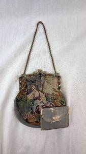 lot 57 image: Vintage Beaded Tapestry Handbag & Coin Purse
