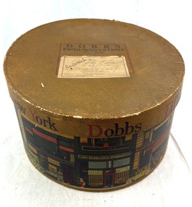 lot 88 image: Dobbs Fifth Avenue New York Hat Box