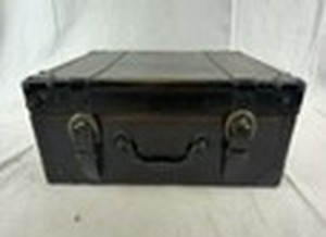 lot 145 image: Vintage Black Travel Case & Riveted Corners