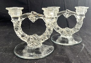 lot 191 image: Crystal Candle Holders Pair & Heart Ring Motif