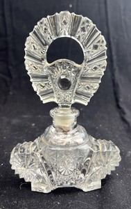 lot 192 image: Crystal Perfume Bottle & Stopper, Cut-Glass Fan Pattern