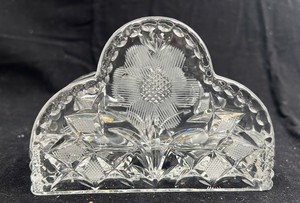 lot 199 image: Crystal Heart-Shaped Napkin Holder & Rectangular Glass Dish