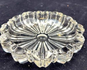 lot 205 image: Clear Glass Dish with Radial Rib Pattern & Scalloped Edge