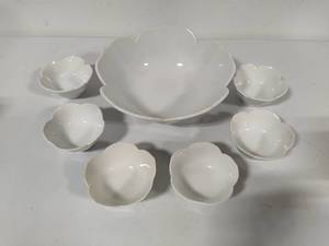 lot 80 image: Lotus Ceramic Serving Bowl  Six Matching Mini Bowls