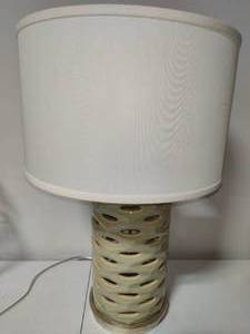 lot 107 image: Honeycomb Table Lamp