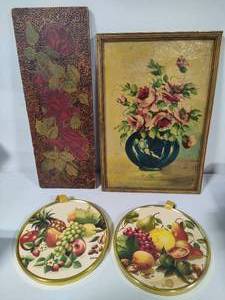 lot 116 image: VIntage Floral & Fruit Hanging Art