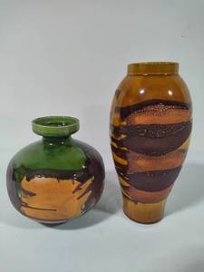 lot 21 image: Royal Haeger Earth Wrap Vases