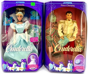 lot 50 image: Disney Classics Cinderella Doll & Prince Charming Mattel