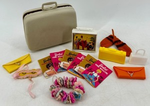 lot 90 image: Barbie Fashion Accessories Lot including Magazines and Handbags