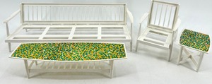 lot 94 image: 1963 Barbie Go Together Patio Furniture Set
