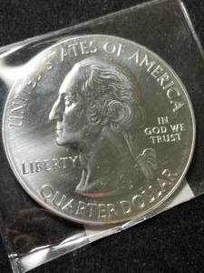 lot 63 image: 5 TROY OZ .999 FINE SILVER WASHINGTON QUARTER ROUND