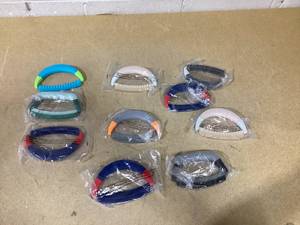 lot 385 image: LOT OF 10 Kuhn Rikon Set of 2 Straight Knifes