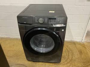lot 50 image: 4.5 cu. ft. Front Load Washer with Vibration Reduction Technology in White