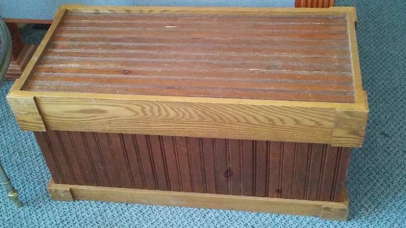 lot 196 image: Wood Storage Chest and Nesting Tables