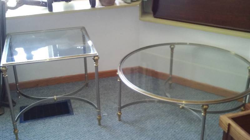 lot 197 image: Glass Top Accent Tables (2)
