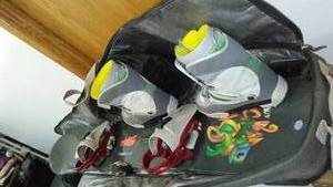 lot 195 image: Burton Snow Board, Bag and Boots.