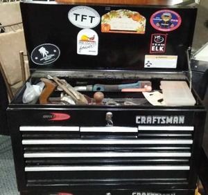 lot 257 image: Craftsman Quit Glide 6 Drawer toolbox with contents.