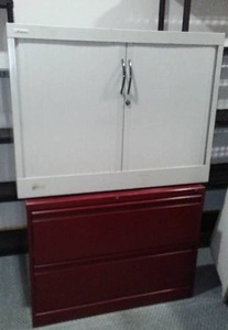 lot 298 image: 2 Drawer Lateral Filing Cabinets (2)