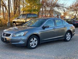 lot 18 image: 2009 HONDA ACCORD LX-P No Accidents (NO RESERVE)