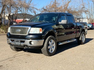 lot 2 image: 2008 FORD F-150 LARIAT 4x4  No Accidents (NO RESERVE)