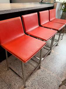 lot 6 image: Set of 4 Red Vinyl Bar Stools with Metal Legs