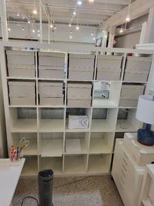 lot 39 image: White Modular Cube Storage Shelving Unit