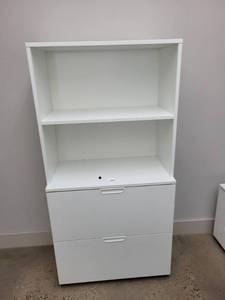 lot 134 image: White Office Storage Cabinet with Shelves and Locking Drawers