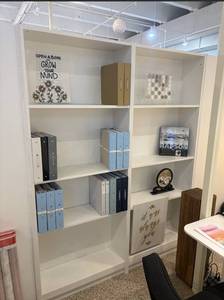 lot 162 image: Set of 2 White Bookshelves