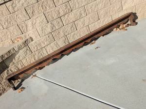 lot 42 image: Long Wooden Wall Shelf with Decorative Edge