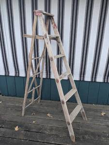 lot 53 image: Vintage Wooden Step Ladder