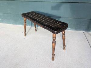 lot 55 image: Vintage Wooden Cribbage Board Table with Turned Legs