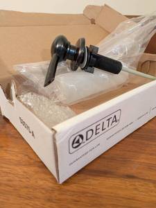 lot 70 image: Delta Venetian Bronze Soap Dispenser RP50813RB Open Box