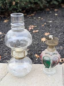 lot 139 image: Pair of Vintage Glass Oil Lamps with Brass Burners