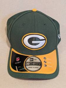 lot 253 image: Green Bay Packers 39Thirty New Era Cap Large-XLarge