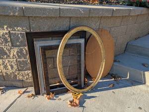 lot 305 image: Collection of Large Vintage and Antique Picture Frames - Assorted Shapes