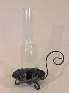 lot 326 image: Antique-Style Metal Candle Holder with Glass Chimney