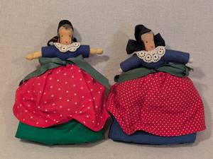 lot 332 image: Set of 2 Vintage Handmade Cloth Dolls with Polka Dot Dresses