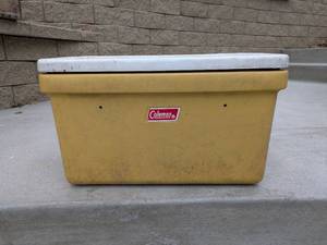 lot 153 image: Vintage Coleman Yellow Cooler with White Lid