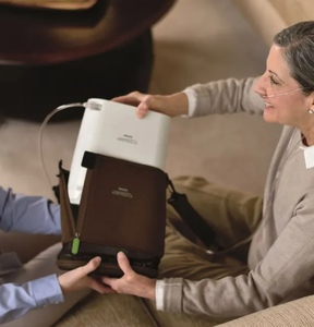 WOW MSRP $3500 Philips Respironics SimplyGo Mini&nbsp;Portable Oxygen Concentrator&nbsp;with Manual, Power Cord, and Carry Bag - Five-Settings, Touch Screen LCD, Portable - Works Great!