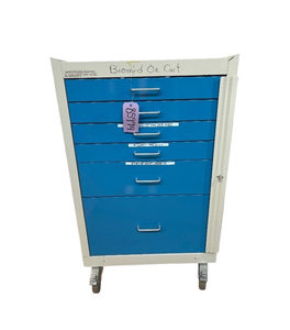 lot 49 image: MSRP $3,000 Armstrong Medical A-Smart Emergency Crash Cart  Lightweight Aluminum Frame, Full-Extension Ball-Bearing Drawers - Drawers Can Be Locked With Padlock - Great Condition