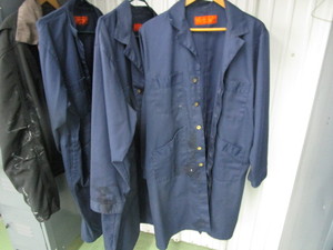 lot 115 image: Lab Coats