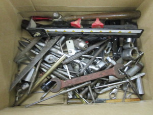 lot 40 image: Box of Tools
