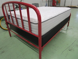 lot 48 image: Metal Bed Frame